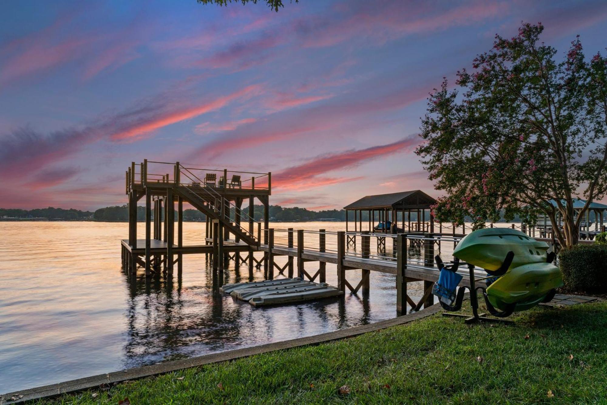 Lakefront Living Mooresville Eksteriør billede