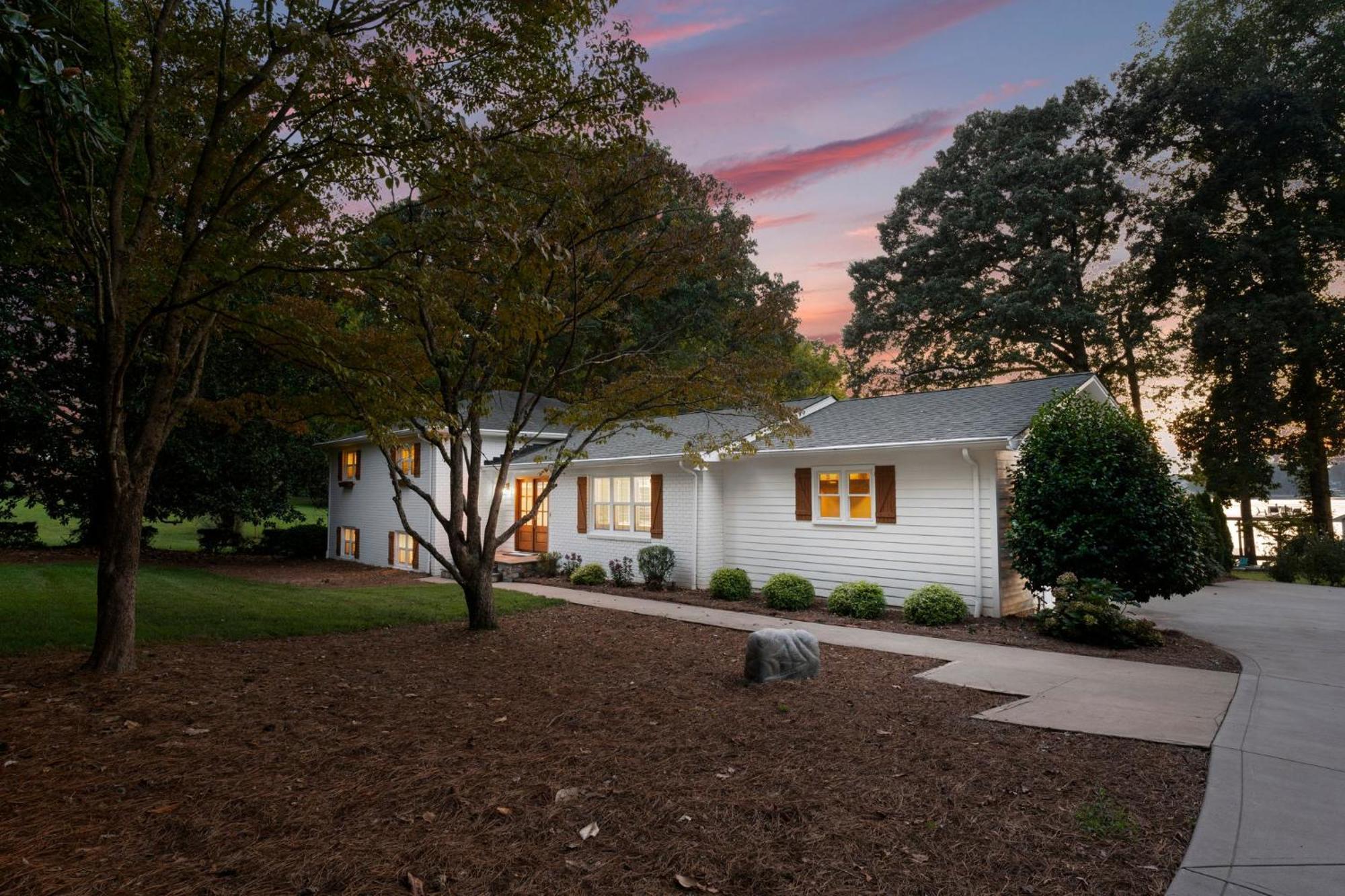 Lakefront Living Mooresville Eksteriør billede