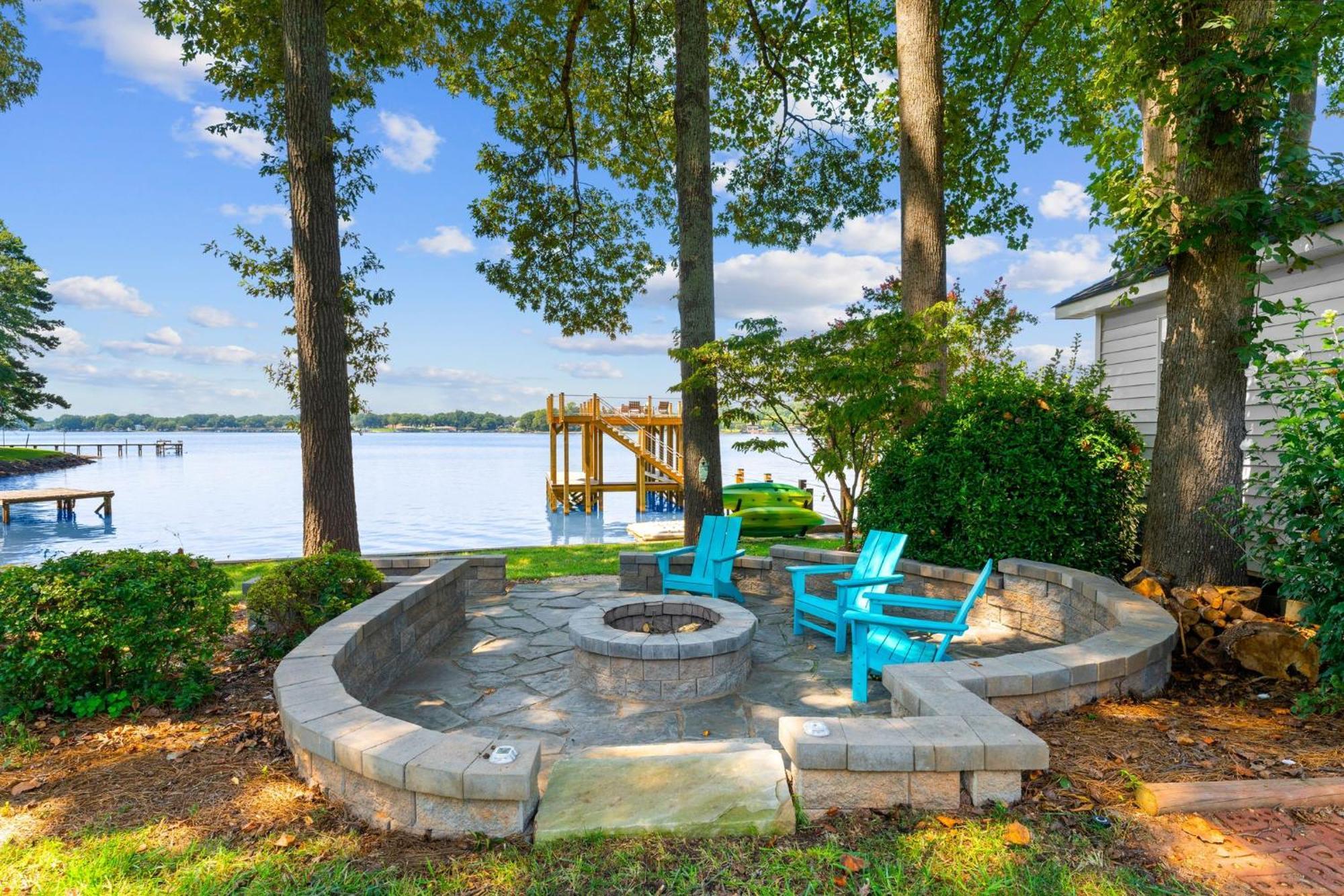Lakefront Living Mooresville Eksteriør billede