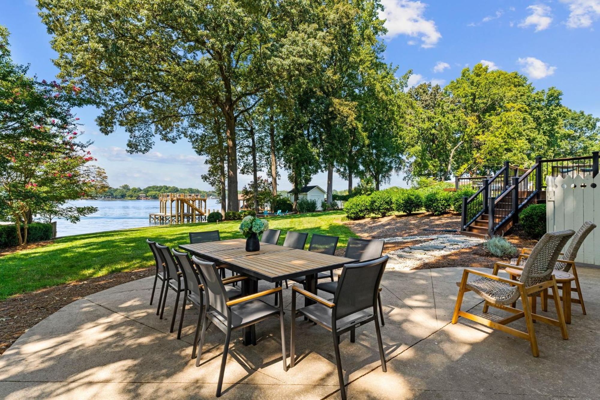 Lakefront Living Mooresville Eksteriør billede